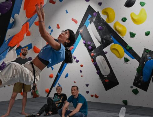 How to Wall Climb: Detailed Guide